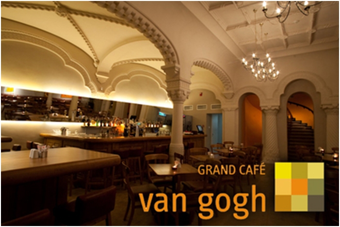 Grand cafe Van Gogh in Boekarest is te koop